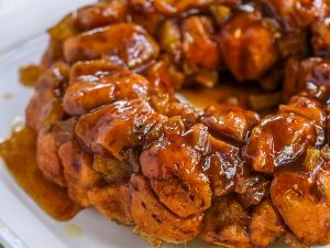 Recipe: Caramel Apple Monkey Bread